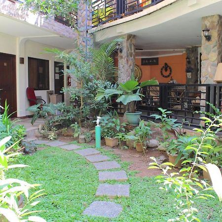 Balaibinda Lodge Coron Exteriör bild