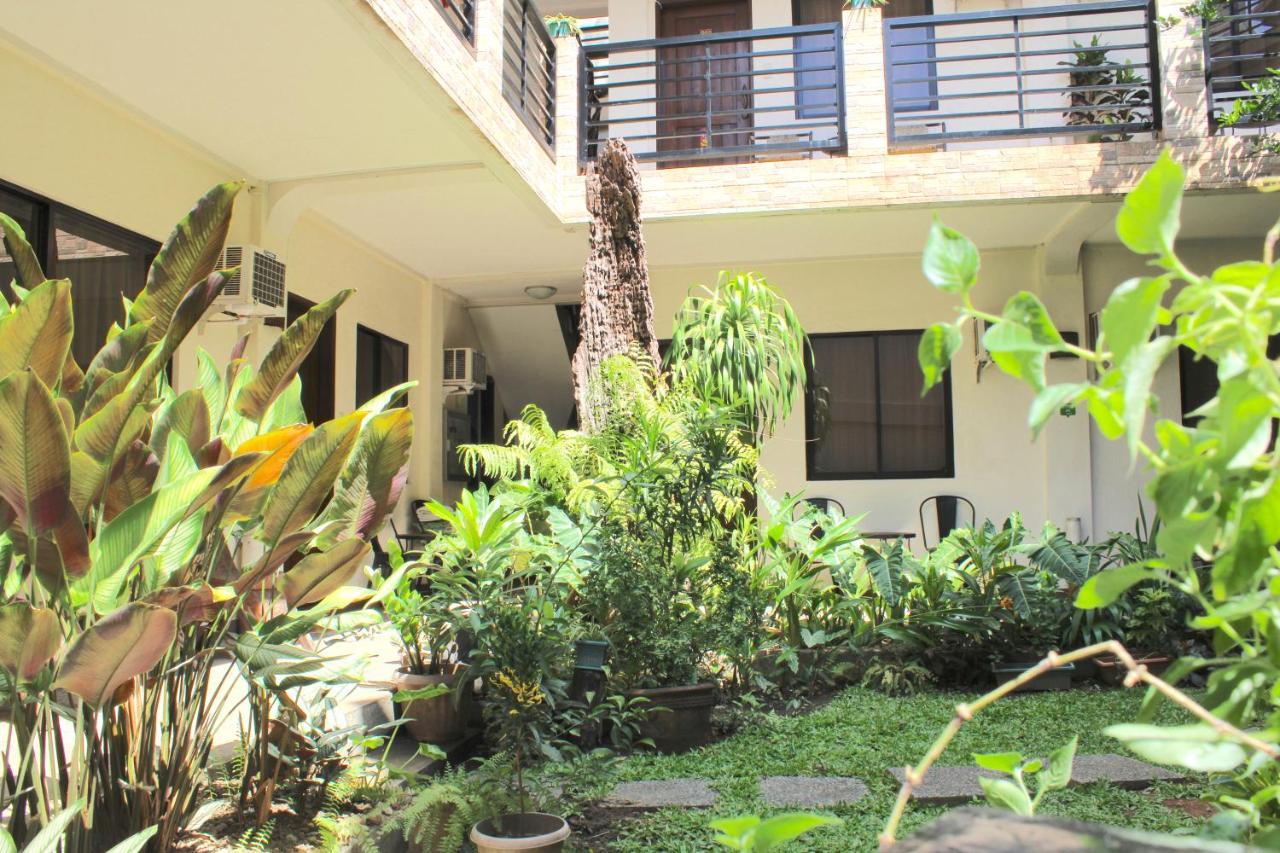 Balaibinda Lodge Coron Exteriör bild