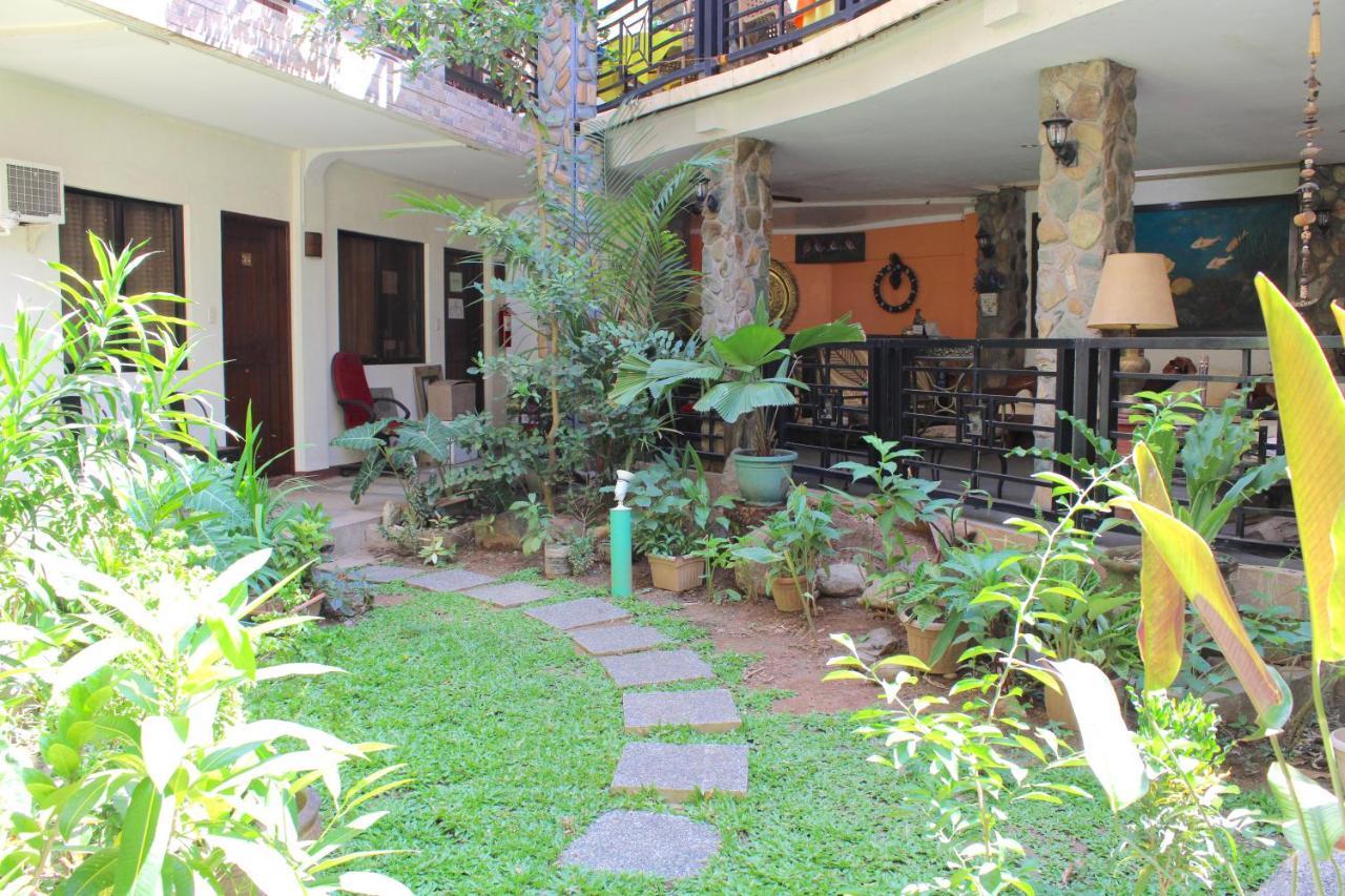 Balaibinda Lodge Coron Exteriör bild